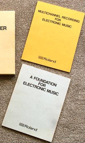 Roland-The Synthesizer 4-book set